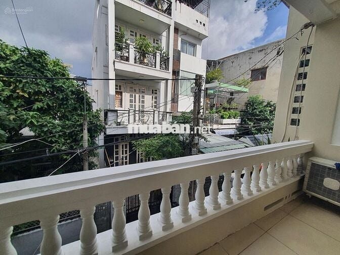 Nhà Mới 4PN Hẻm Xe Tải Trường Sa Tân Bình Giáp Quận 3