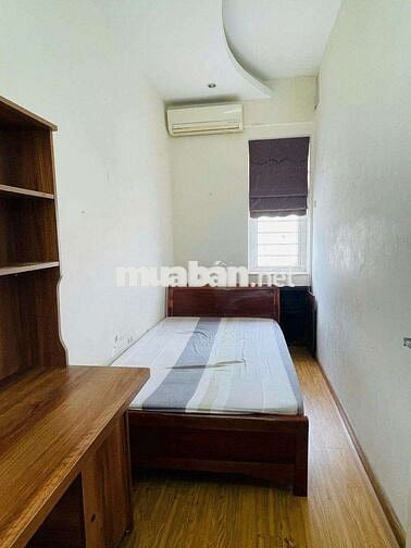 Bán gấp căn hộ No3 Trần Quý Kiên. DT 53m gồm 2pn, 1wc.