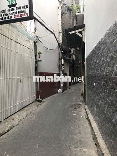 Nhà hẻm 20m2, 1 trệt 2 lầu 1 tầng thượng, đường 3/2, Quận 10.