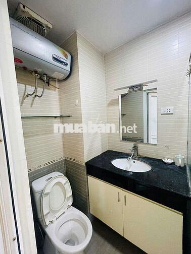Bán gấp căn hộ No3 Trần Quý Kiên. DT 53m gồm 2pn, 1wc.