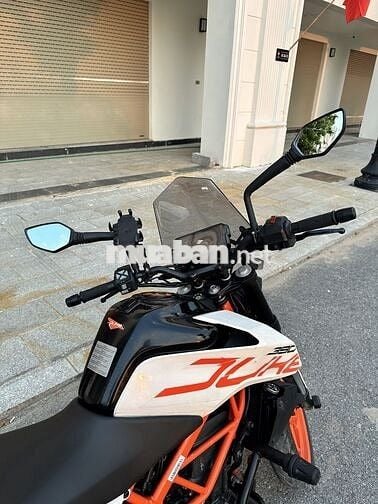 Xe Naked Bike KTM Duke 390 2019 Trắng Cam Mới 95%