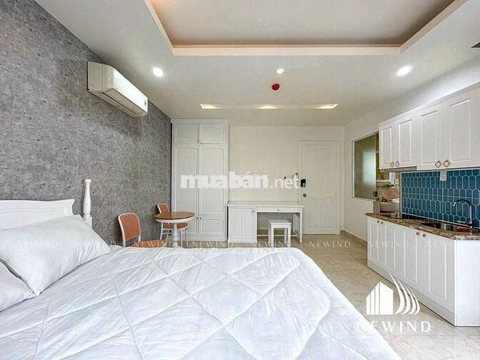 Cho Thuê Căn Hộ Ban Công Full Nội Thất ở Nơ Trang Long, Bình Thạnh
