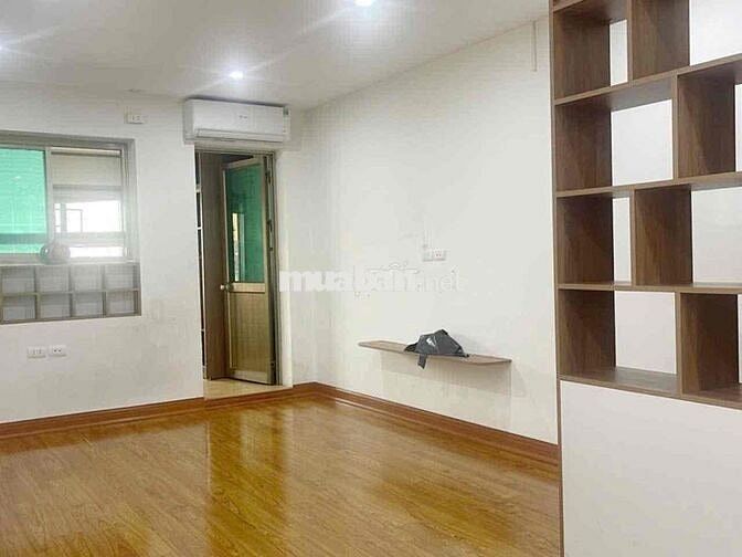 Bán nhà tập thể phố Phương Mai nguyên bản nhà đẹp 2 thoáng tiện ích 75