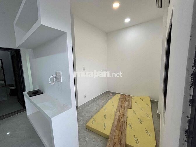 PHÒNG MỚI STUDIO 2 PHÒNG NGỦ MỚI XÂY NỘI THẤT ĐẦY ĐỦ CÓ BAN CÔNG