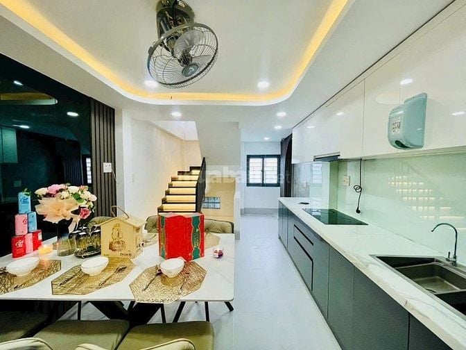 NHÀ NHỎ NGAY ÔNG ÍCH KHIÊM-GIÁ CHỈ NHỈNH HƠN 3TỶ-44,8m2-Q11