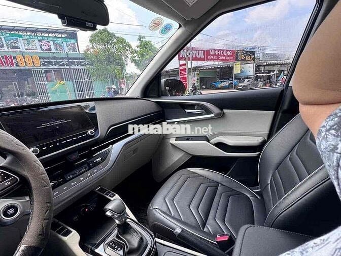 Kia Carens 2024 1.5G Luxury - 24000 km