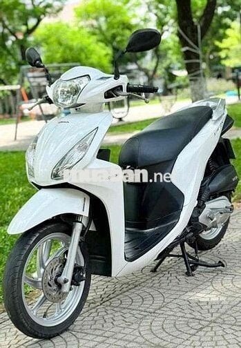 Vision 2016. xe đẹp máy rin. nợ xấu đưa 5t5 lấy xe