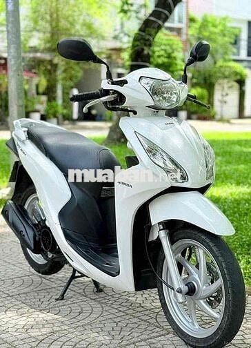 Vision 2016. xe đẹp máy rin. nợ xấu đưa 5t5 lấy xe