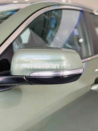 VinFast VF6eco màu Xanh Lá Nhạt