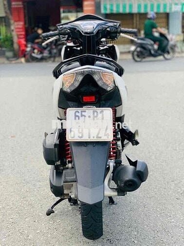 Honda Airblade 2015 fi xe đẹp liền lạc máy zin êm