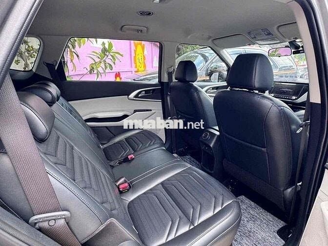 Kia Carens 2024 1.5G Luxury - 24000 km