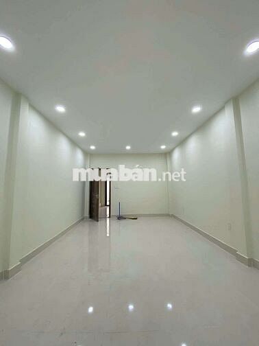 Cho thuê nhà mới xây 2a Nguyễn trọng lội, p4.dt. 4,5x22m 3 lầu 6pn 6wc