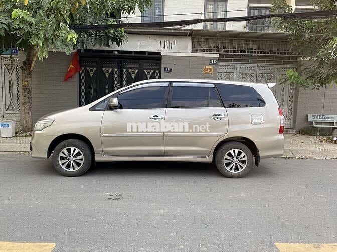 Toyota Innova 2016  - 87000 km chính chủ gia đình