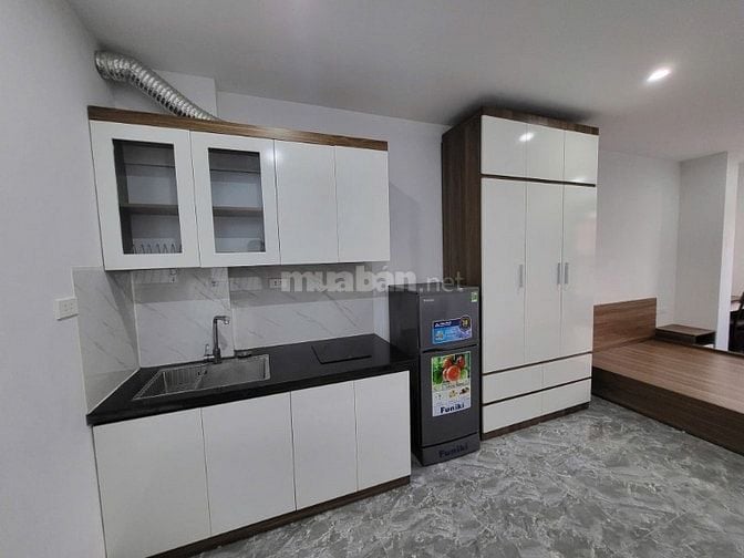 Bán nhà Lạc Long Quân 100m2, 7 tầng, CHDV kinh doanh, ngõ ô tô thông