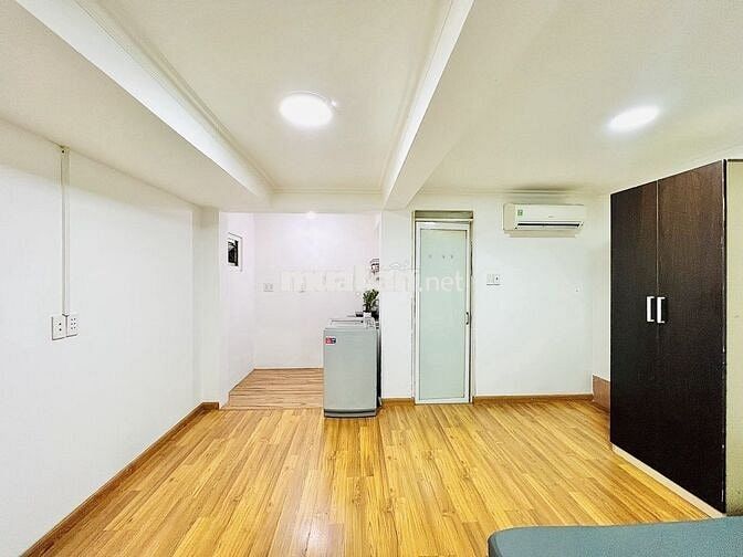 PHÒNG ĐẸP CỬA SỔ GẦN CÔNG VIÊN GIA ĐỊNH