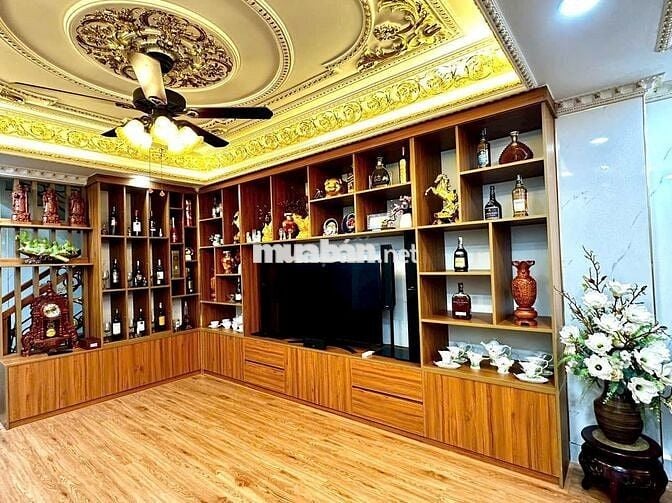 Nhà dt100m2 đúc 5 tầng có tháng máy 10pn hẻm 8m Hồ Đắc Di, Q. Tân Phú