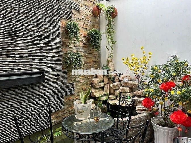Nhà dt100m2 đúc 5 tầng có tháng máy 10pn hẻm 8m Hồ Đắc Di, Q. Tân Phú