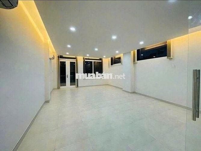 CHO THUÊ GẤP - 37E Hoàng Việt, P.4, Q.TB - 6x20m - 6PN - Sàn Suốt