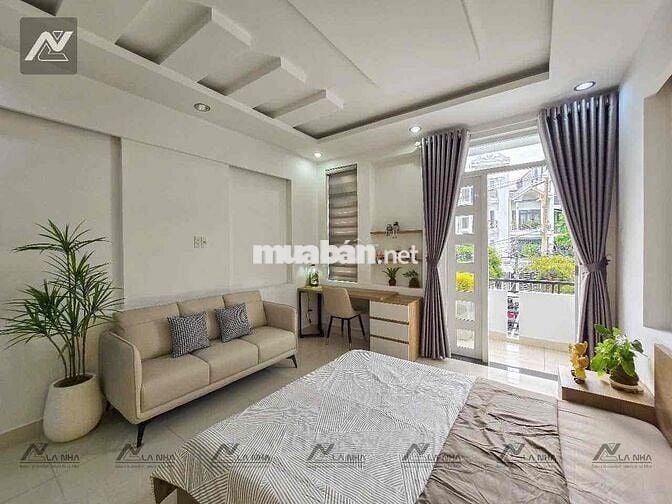 HT studio cửa sổ/ban công gần vòng xoay Lăng Cha Cả, cv Hoàng Văn Thụ