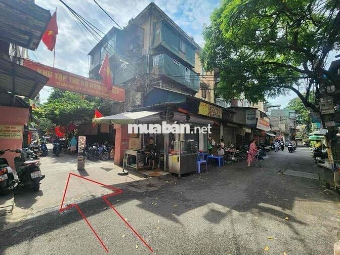 Bán nhà tập thể phố Lê Gia Định nhà đẹp 2 thoáng ở ngay 60m tầng 3 giá