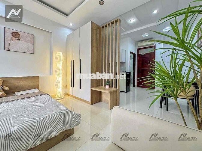 HT studio cửa sổ/ban công gần vòng xoay Lăng Cha Cả, cv Hoàng Văn Thụ