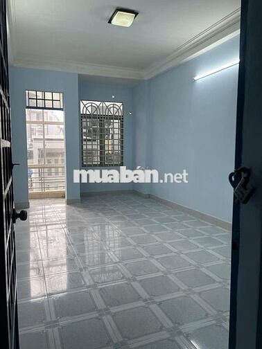 Cho thuê nhà mặt tiền hẻm 68 Đồng Nai, Q.10