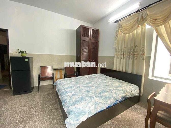 CĂN HỘ STUDIO FULL NỘI THẤT 25m2 BAN CÔNG NGAY VÒNG XOAY HIM LAM