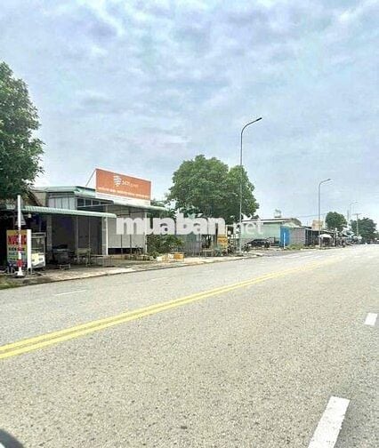 ĐẤT NỀN GIÁ RẺ 215m2 450 TRIỆU ĐÃ CÓ SỔ RIÊNG