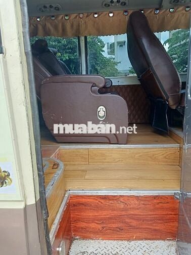 Hyundai Cuonty Limousine 2009 dòng xe 14 chổ