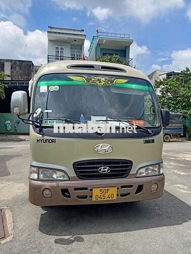 Hyundai Cuonty Limousine 2009 dòng xe 14 chổ