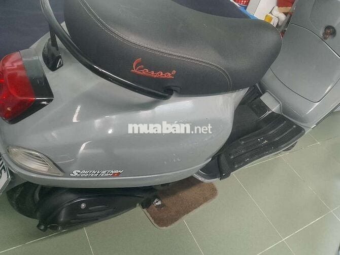 Xe vespa 2010