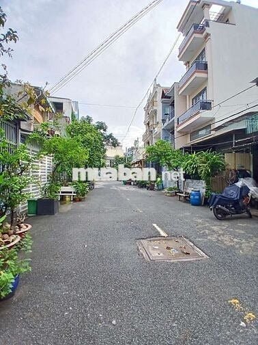KHÔNG CÓ CĂN THỨ 2—5 TẦNG—NGAY PHAN VĂN HỚN- P. TÂN THỚI NHẤT - Q12 .