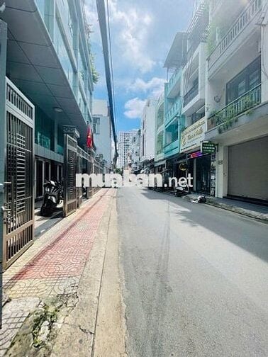 Nhà cho thuê kinh doanh 200m2 phố Trương Công Định, p14 Tân Bình