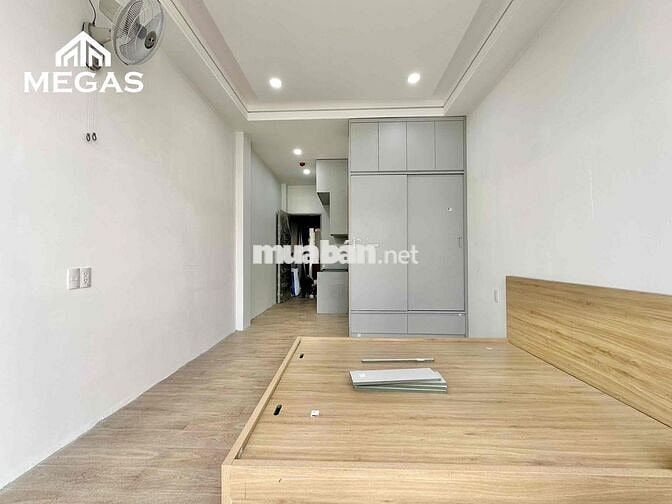 Studio Ban Công Mới Xây Full Nội Thất
