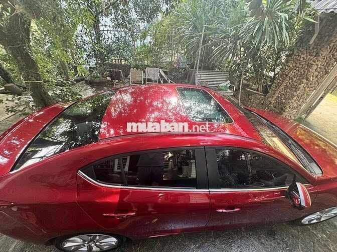 Mazda 3 2019 2.0L Premium - 130000 km