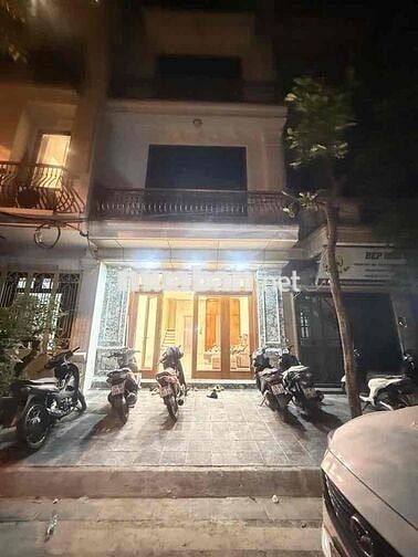 💥💥 MẶT PHỐ - HAI BÀ TRƯNG 💥💥