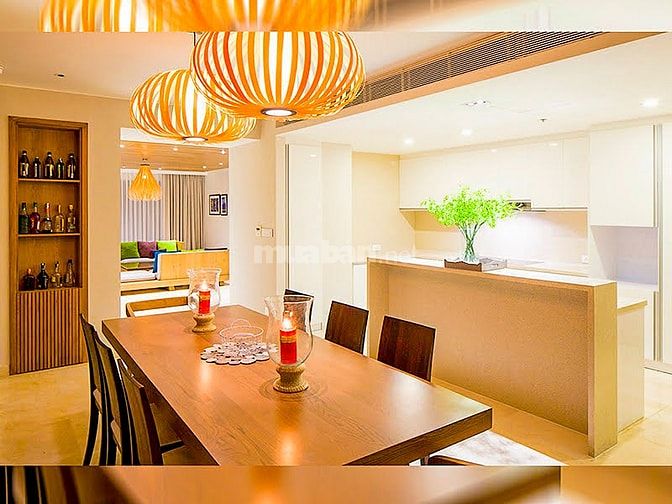 Bán hoặc cho thuê Pool Villa Diamond Island hồ bơi sân vườn 4PN 560m2
