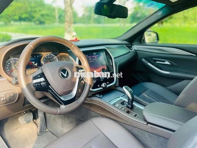 VinFast Lux A2.0 2021 Plus 2.0 AT - 45000 km