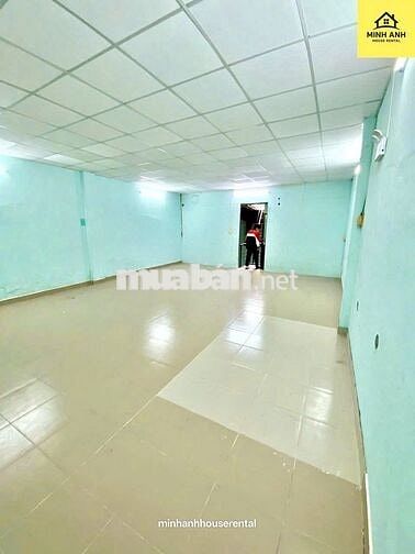 🏭 Kho xưởng cho thuê – Ca Văn Thỉnh, Phường 11, Quận Tân Bình