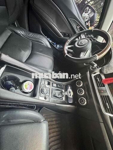 Mazda 3 2019 2.0L Premium - 130000 km