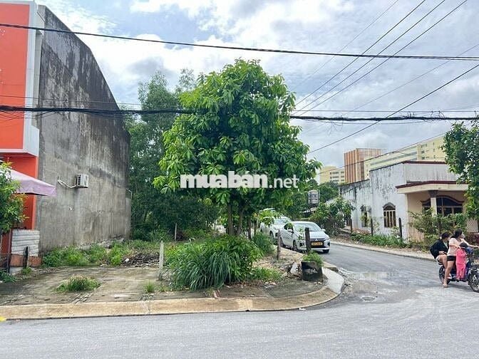 CHỦ NGỘP BANK CẮT LỖ LÔ GÓC 2MT NGUYỄN VĂN HOÀI SHR 210M² TÂN AN HỘI