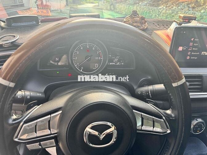 Mazda 3 2019 2.0L Premium - 130000 km