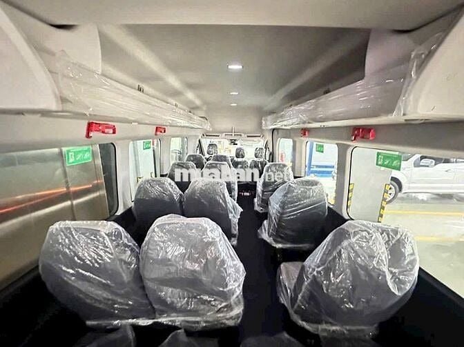 Transit Giá Tốt, Tặng Bảo Hiểm, Hộp Đen, Camera 10
