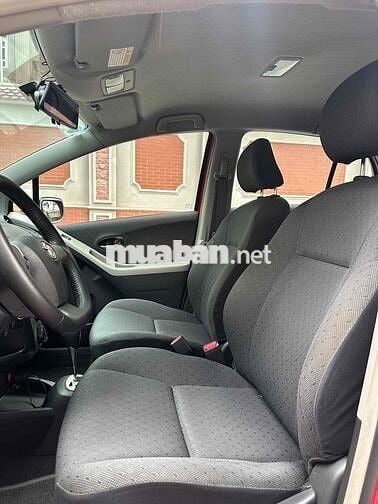 Toyota Yaris 2012 1.5 AT - 56000 km