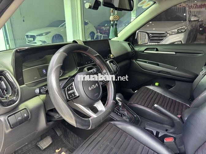 Kia Seltos 2022 Premium 1.4 AT - 47000 km