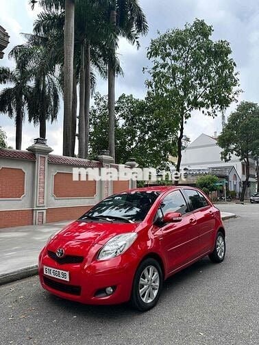 Toyota Yaris 2012 1.5 AT - 56000 km