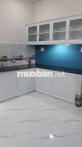 Cho thuê nhà nguyên căn mặt tiền đường Tân Thới Nhất 13C