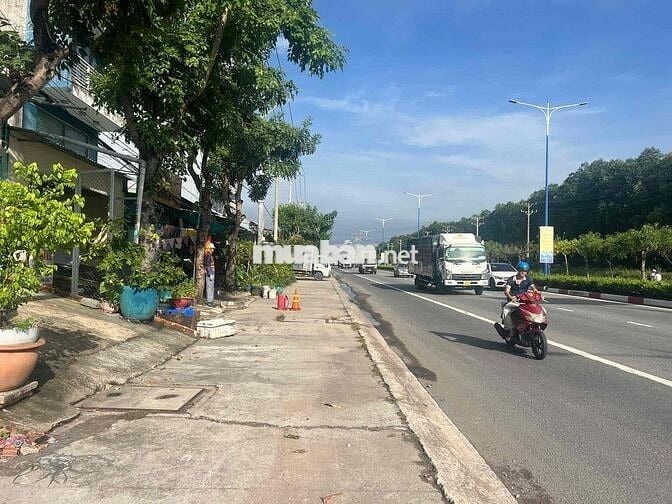 Chính Chủ Cần Bán Gấp Lô Đất Mặt Tiền Đường Nguyễn Văn Linh Giá Ngộp