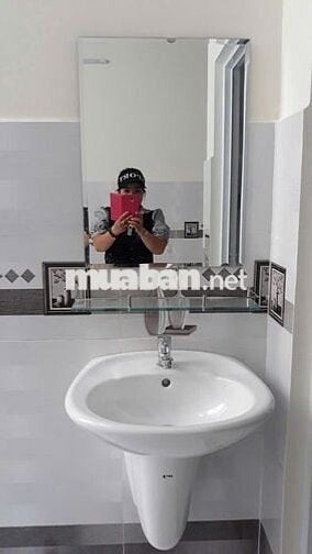 Cho thuê nhà nguyên căn mặt tiền đường Tân Thới Nhất 13C