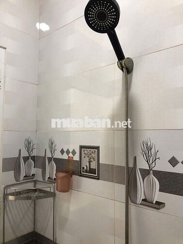 Cho thuê nhà nguyên căn mặt tiền đường Tân Thới Nhất 13C